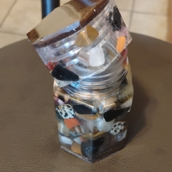 Colorful Stone Resin Container - Picture 7 of 8